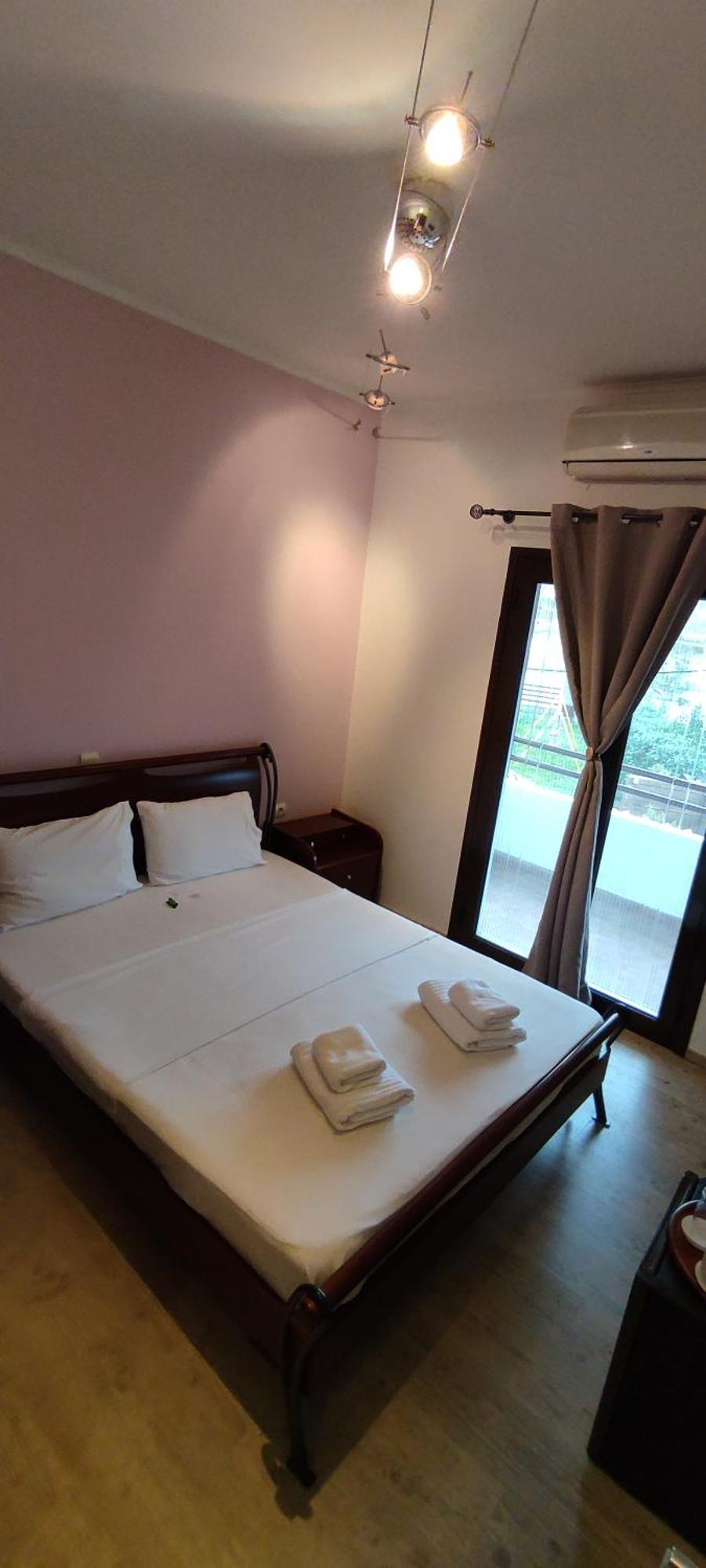 Oasi Otel Káto Loutrákion Oda fotoğraf