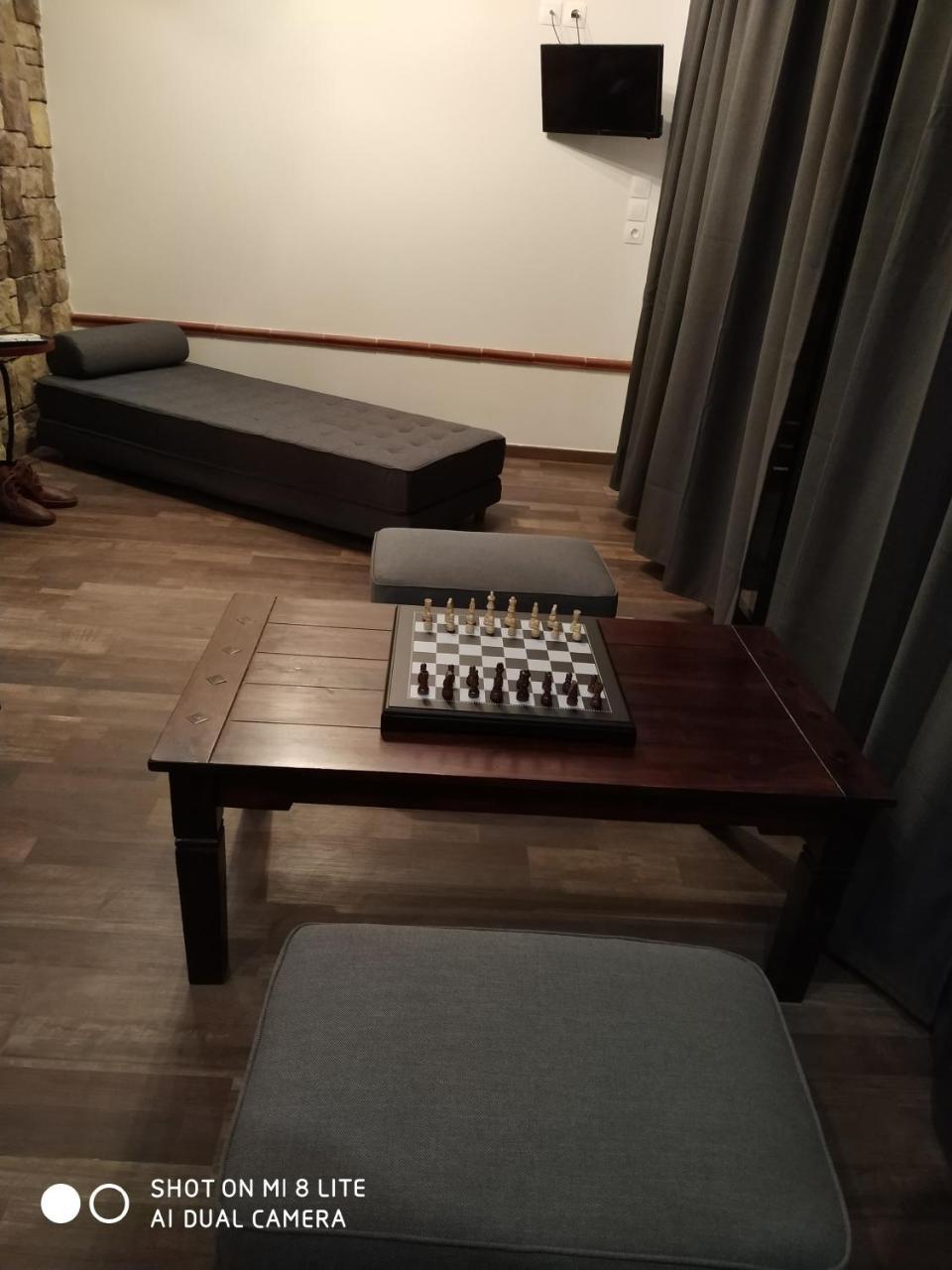 Oasi Otel Káto Loutrákion Dış mekan fotoğraf