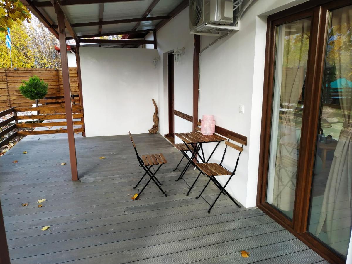 Oasi Otel Káto Loutrákion Dış mekan fotoğraf